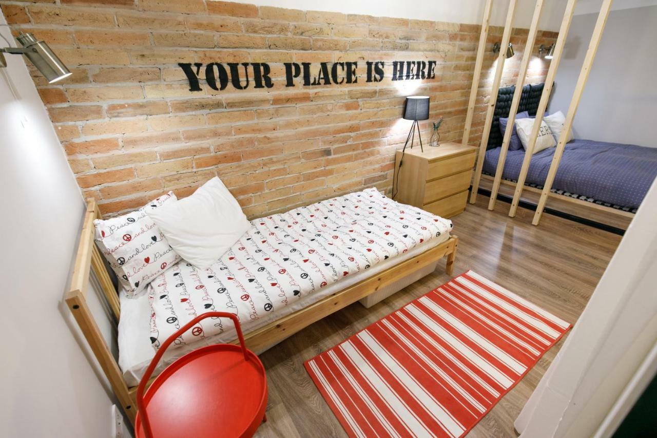 Apartament R56