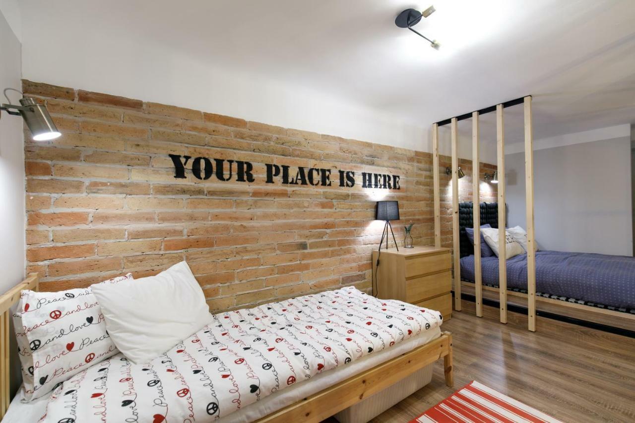 Apartament R56